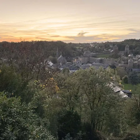 Mercier De Montigny - Les Du Beffroi - Et Massage * Fougeres