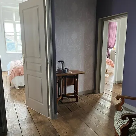 Mercier De Montigny - Les Du Beffroi - Et Massage