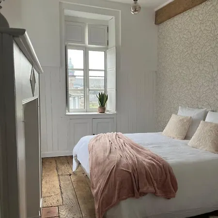 Mercier De Montigny - Les Du Beffroi - Et Massage