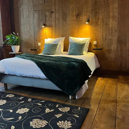 Bed & Breakfast Mercier De Montigny - Les Du Beffroi - Et Massage Fougeres