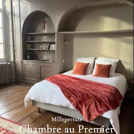 Mercier De Montigny - Les Du Beffroi - Et Massage
